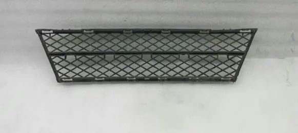 BMW 5 E60 E61 Front bumper lower grill 5111718115