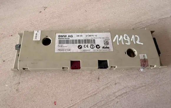 BMW 5 E60 E61 Aerial antenna amplifier 6934478 693447802