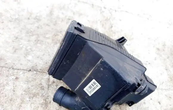 Nissan Note (E11) Air filter box 8200398990 8200366976