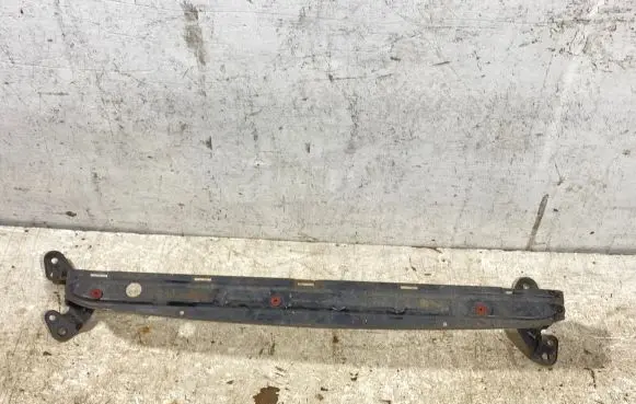 Volvo V50 Bottom radiator support slam panel 30723205