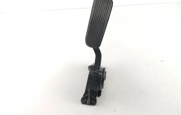 Ford Explorer Accelerator throttle pedal K850E9F836