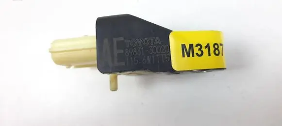 Toyota Prius+ (ZVW40) Airbag deployment crash/impact sensor 8983130020 M3187