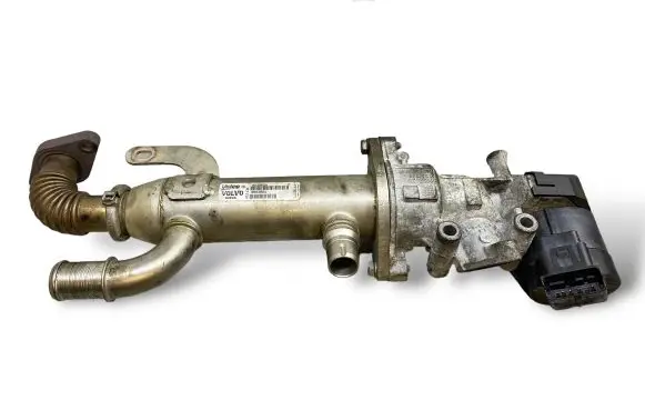 Ford C-MAX I EGR valve cooler 8653691 993062H H44GA