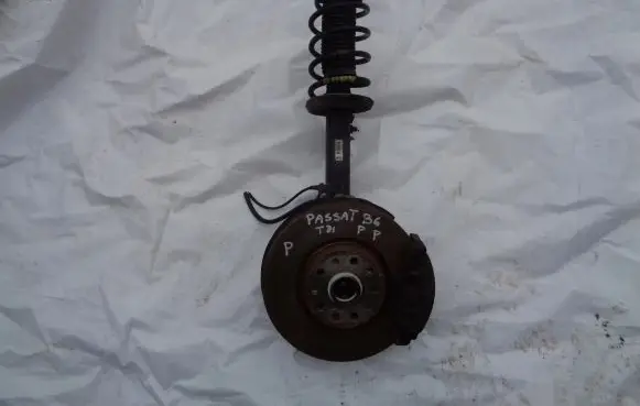 Volkswagen PASSAT B6 Front wheel hub spindle knuckle