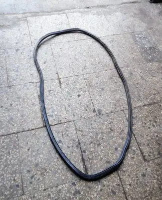 Volkswagen Golf VII Front door rubber seal 5G4867912