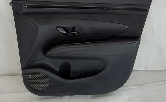 Hyundai Tucson IV NX4 Coupe rear side trim panel 82306-N7061