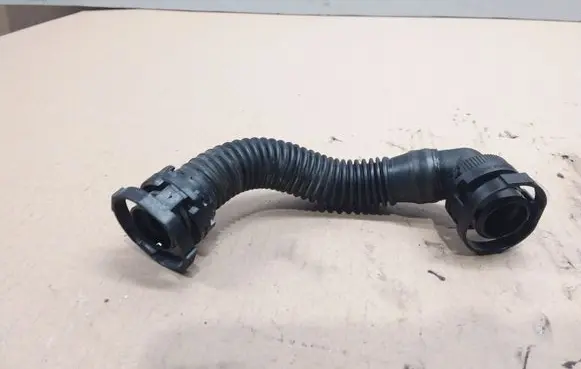 Volkswagen Golf VII Breather hose/pipe 