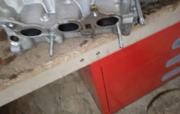 Toyota Aygo AB40 Engine head 