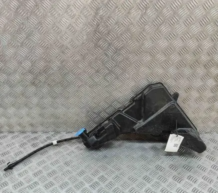 Audi Q5 SQ5 Windshield washer fluid reservoir/tank 8K9955647 8W0955647