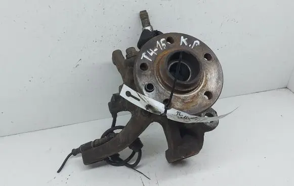 Volkswagen Multivan T4 Front wheel hub