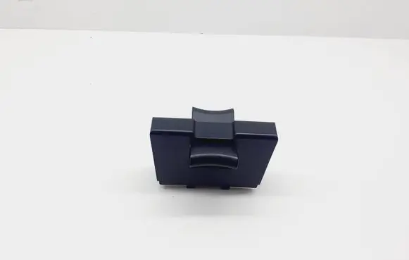 Cup holder front