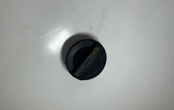 Audi Q5 SQ5 Oil filler cap 06C103485