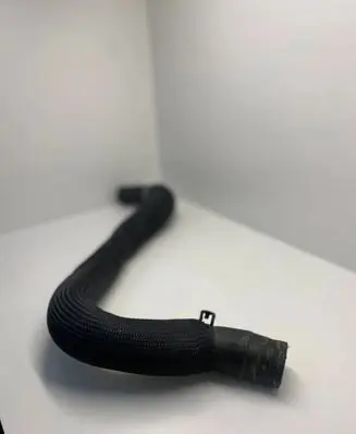 Chevrolet Traverse II Engine coolant pipe/hose 84819089