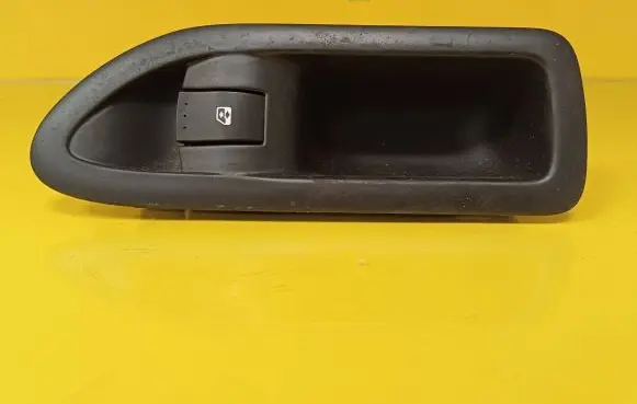 Renault Laguna II Electric window control switch 8200317493