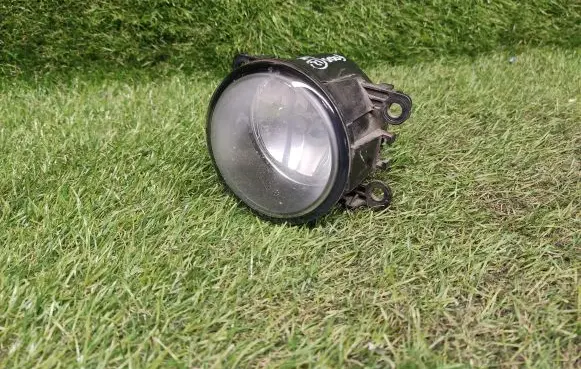 Ford Focus Front fog light 2N1115201AB