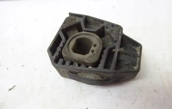 Seat Ibiza III (6L) Radiator mount bracket 6Q0121367A