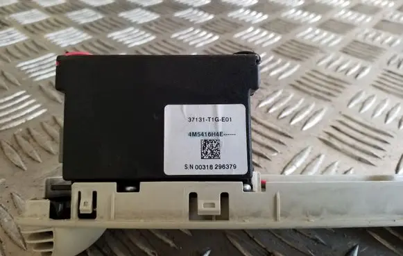 Honda CR-V Alarm movement detector/sensor 