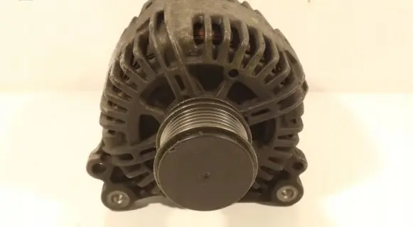 Volkswagen PASSAT B6 Generator/alternator 06F903023C