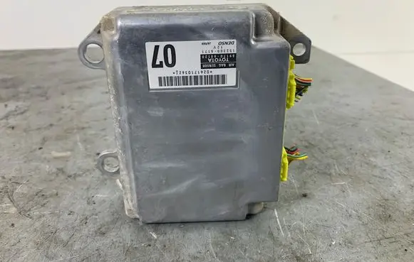 Toyota Land Cruiser (J120) Airbag control unit/module 8917060120 1523006171