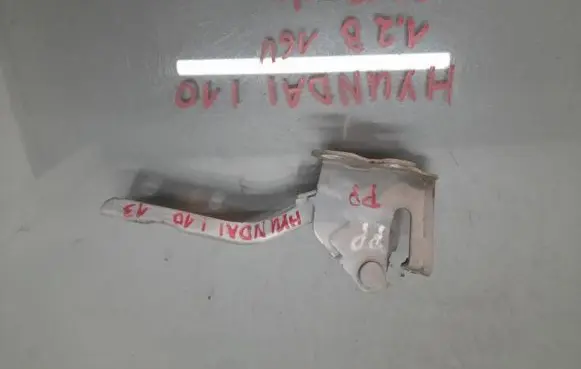 Hyundai i10 Engine bonnet/hood hinges