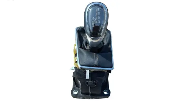 Volvo V40 Gear shifter/selector 31325217