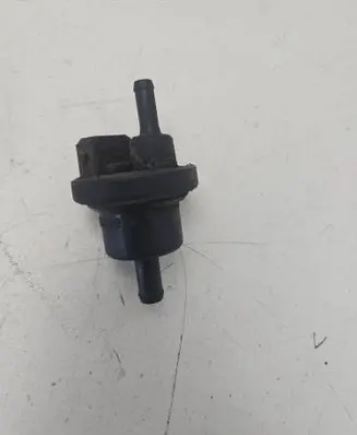 BMW 5 E34 Vacuum valve 0280142150