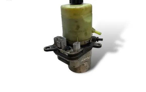 Ford Focus Power steering pump 1040085011094 4M513K514CA