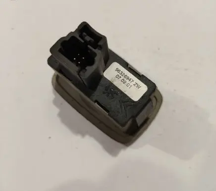Citroen C5 Electric window control switch 96326947ZW