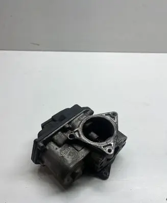 Volkswagen PASSAT B6 EGR valve 03G131501