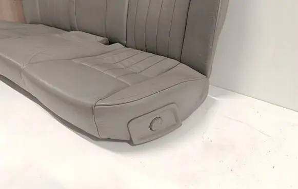 Audi A8 S8 D3 4E Second row seats 