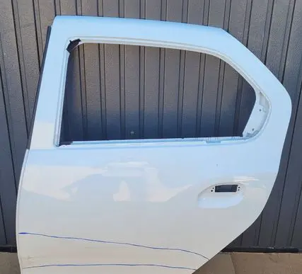 Dacia Logan II Rear door