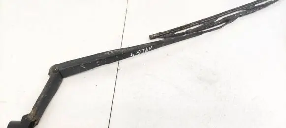 Mazda CX-7 Front wiper blade arm