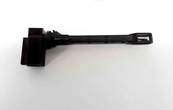 Peugeot 5008 II Oil temperature sensor 15027288003