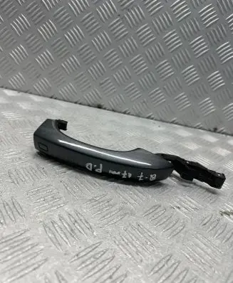 Audi Q7 4M Front door exterior handle