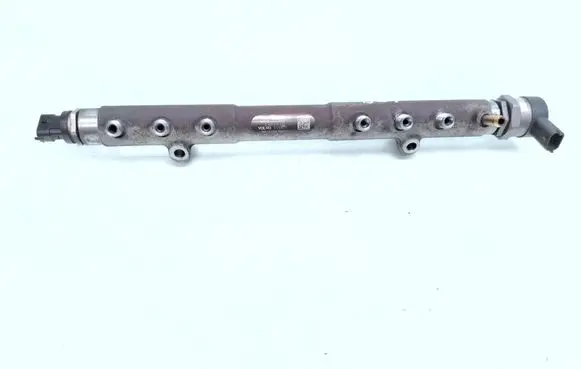 Volvo XC90 Fuel main line pipe 31259011 0445215023 31216652