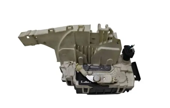 Mercedes-Benz Sprinter W906 Front door lock A9067202135
