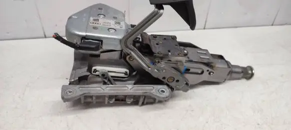 Steering wheel axle set