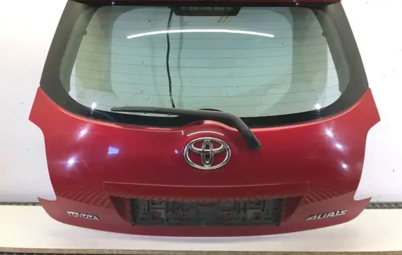 Toyota Auris 150 Tailgate/trunk/boot lid 
