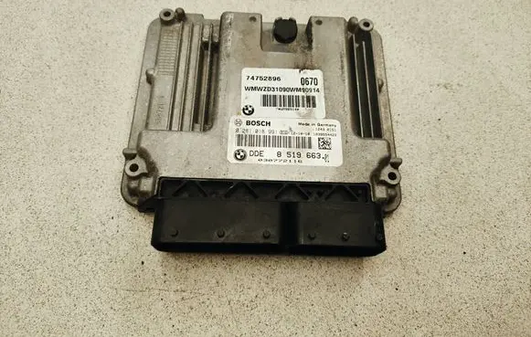 Mini One - Cooper Clubman R55 Engine control unit/module 8519663 030772116 QM90914
