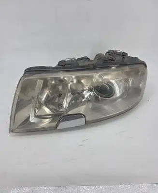 Skoda Superb B5 (3U) Headlight/headlamp 24675500