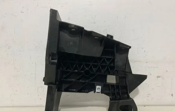 Mercedes-Benz GLE W167 Radiator support slam panel bracket A1676209900 T36753B