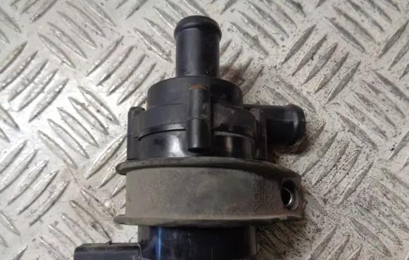 Volkswagen Golf Plus Electric auxiliary coolant/water pump 1K0965561F