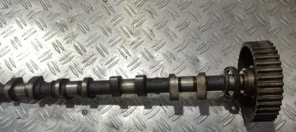Ford Focus Camshaft l913b