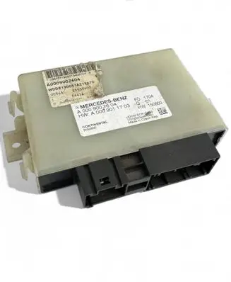 Mercedes-Benz Sprinter W906 Reducing agents exhaust control unit A0009007604