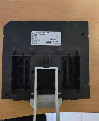 Volkswagen Tiguan Comfort/convenience module 5Q0937087AS F005V02375
