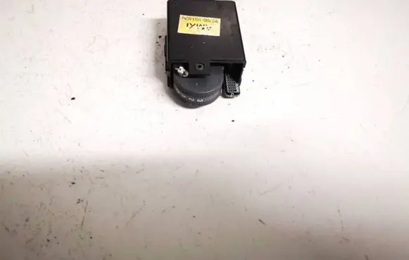 Hyundai i20 (PB PBT) Headlight level height control switch 937001g140x 93700-1g140x