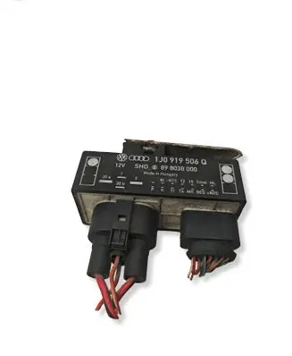 Volkswagen Golf IV Coolant fan relay 1J0919506Q 898038000