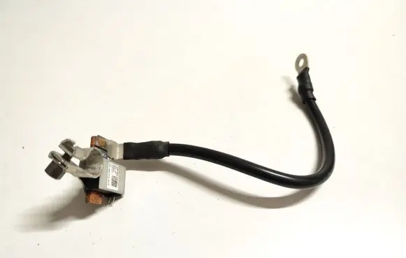 Audi A4 S4 B9 Negative earth cable (battery) 8S0915181C