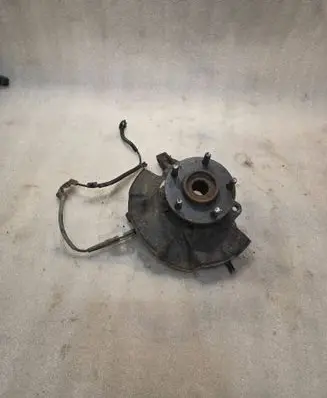 Front wheel hub