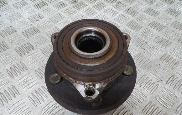 Jeep Grand Cherokee Front wheel hub 